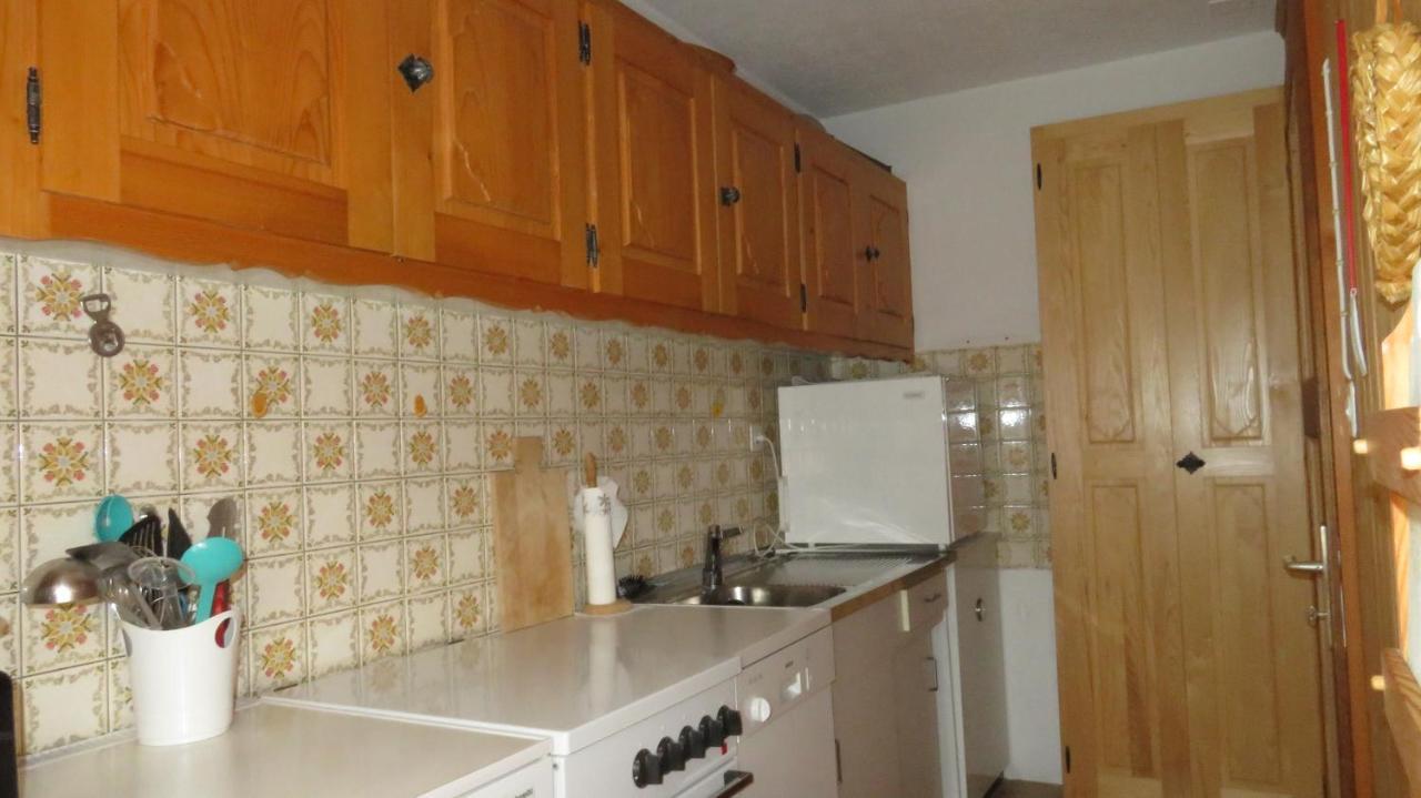 Chalet Erica Apartment Jaun Bagian luar foto