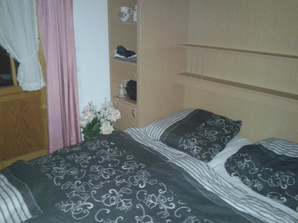 Chalet Erica Apartment Jaun Bagian luar foto